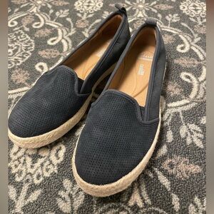 Clark’s Azella navy espadrilles, size 8